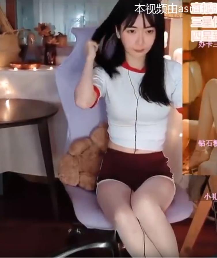 0413122042.jpg ASMR 口腔音,舔耳,吸吸管4kiki瓜